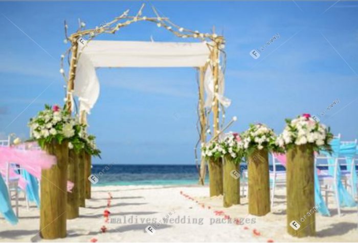 印度洋的珍珠项链马尔代夫婚礼  经典海外婚礼套餐